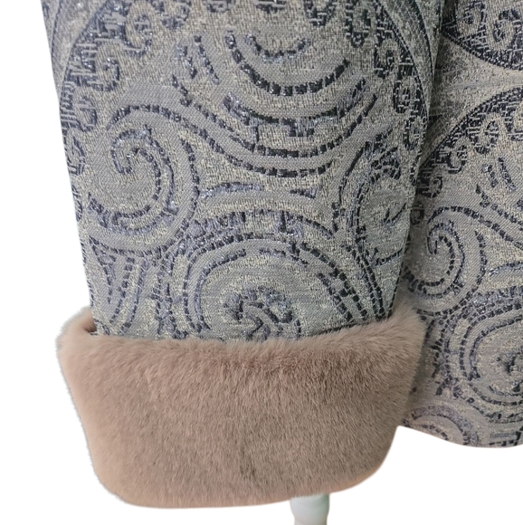 Chico's Convertible Faux Fur Cuff Jacquard Jacket In Grey/Blue - Picture 6 of 10